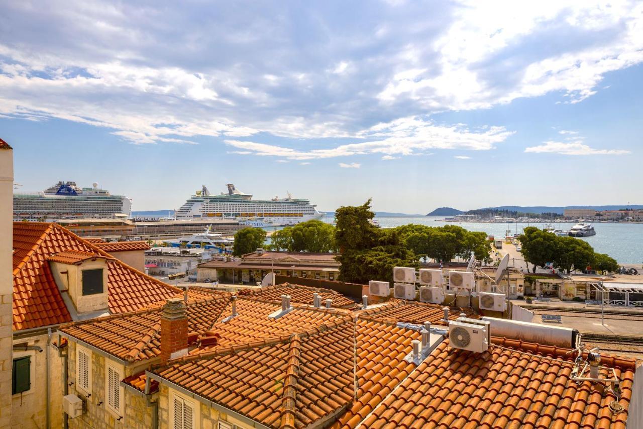 Luxury Apartment Olavia Rooftop Terrace & Seaview Split Exteriör bild