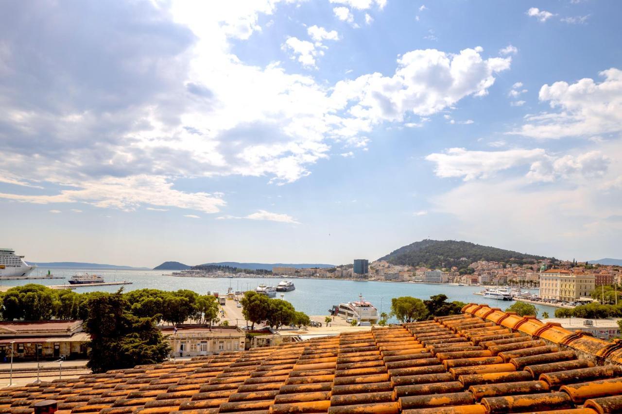 Luxury Apartment Olavia Rooftop Terrace & Seaview Split Exteriör bild
